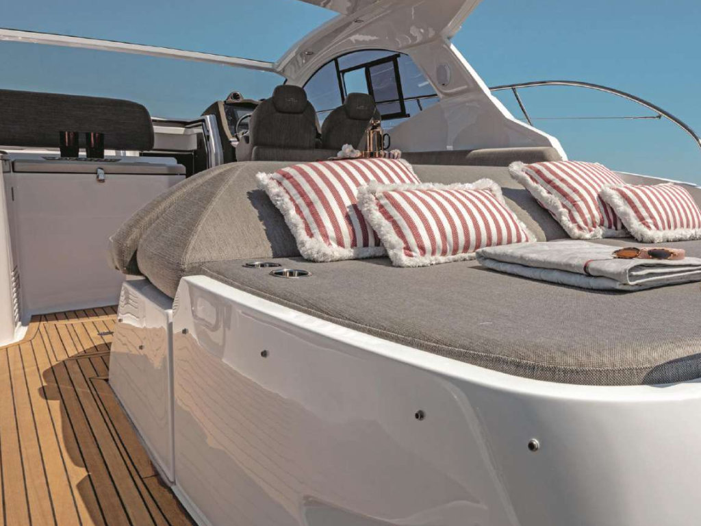 Azimut 45