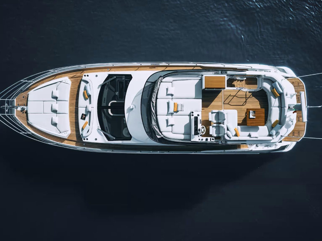 Azimut 53 Fly