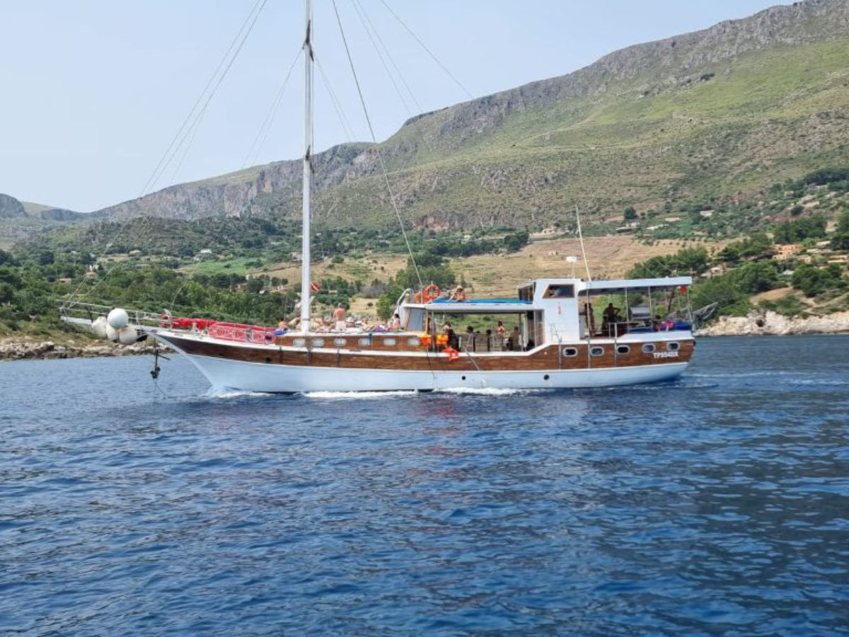 Escursione in barca alla Riserva dello Zingaro da San Vito Lo Capo