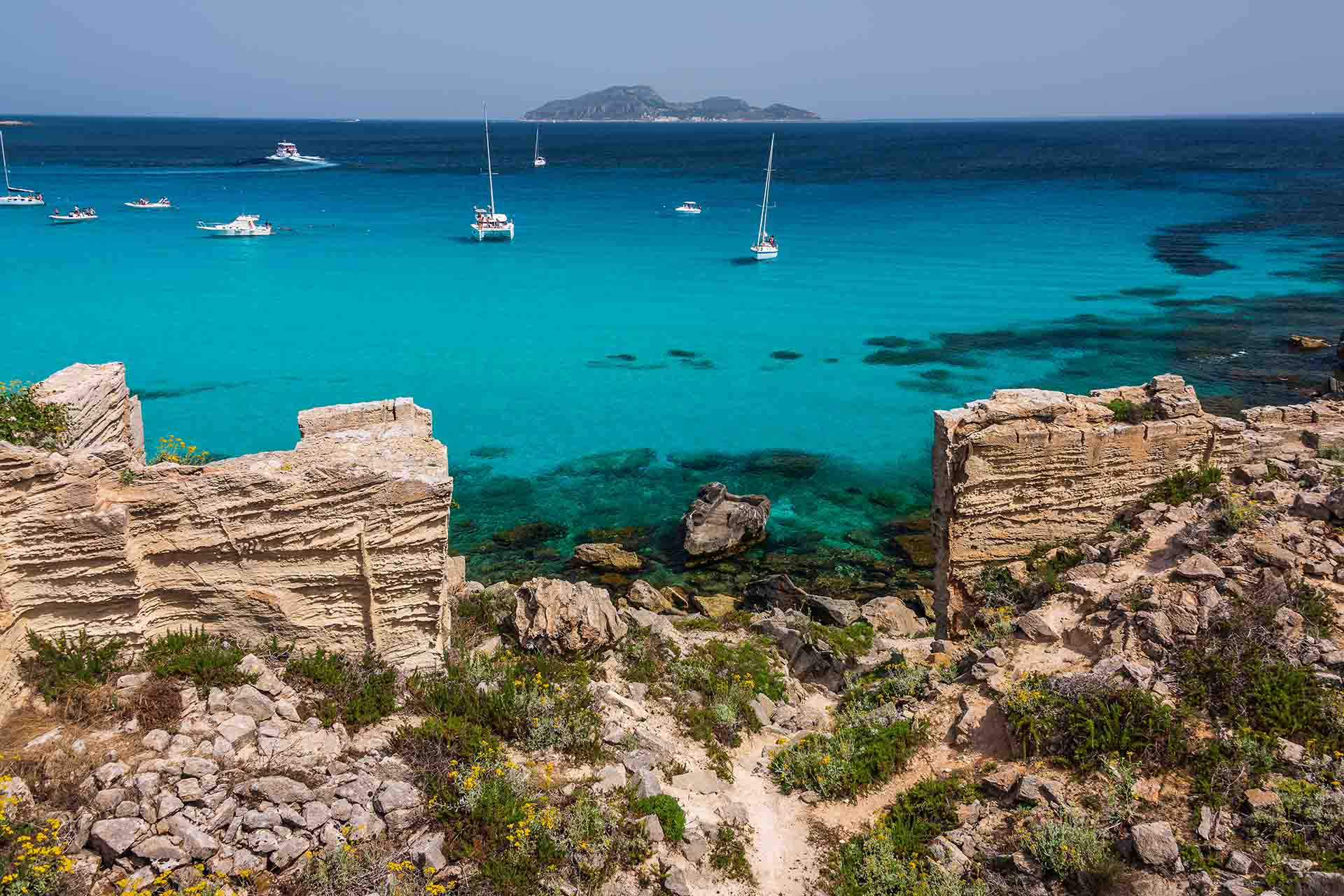 Favignana e Levanzo: Un’Esperienza tra le Acque più Belle di Sicilia