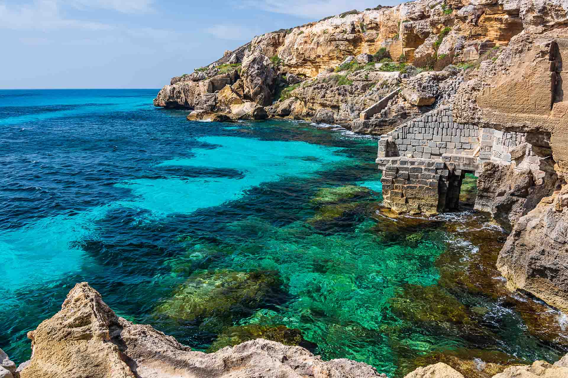Favignana e Levanzo: Un’Esperienza tra le Acque più Belle di Sicilia