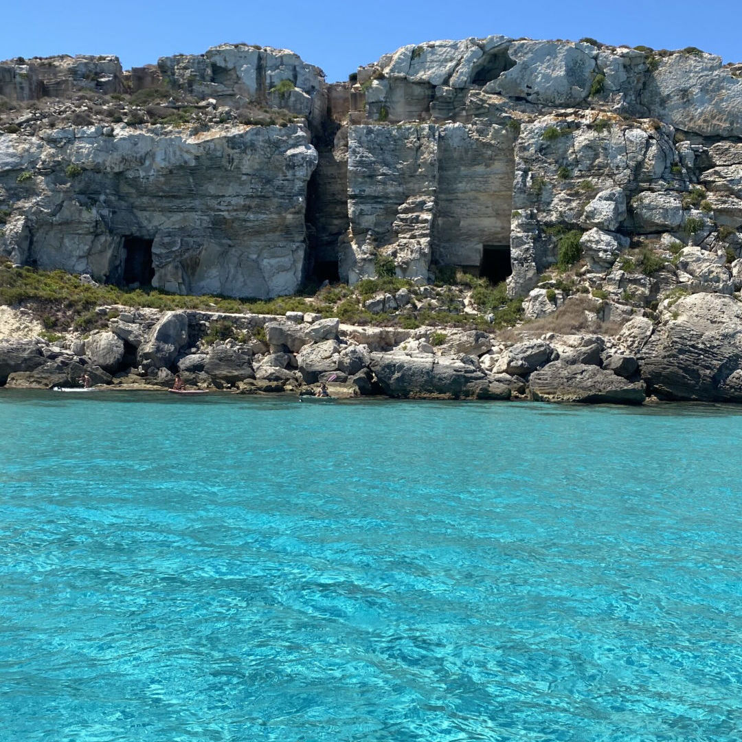 Tour di Favignana e Levanzo in Gommone