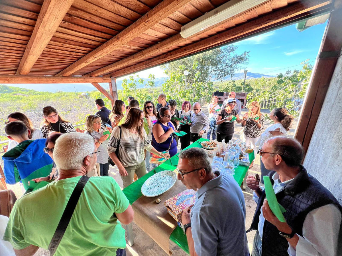 Tour nei Pistacchieti di Bronte con Degustazione