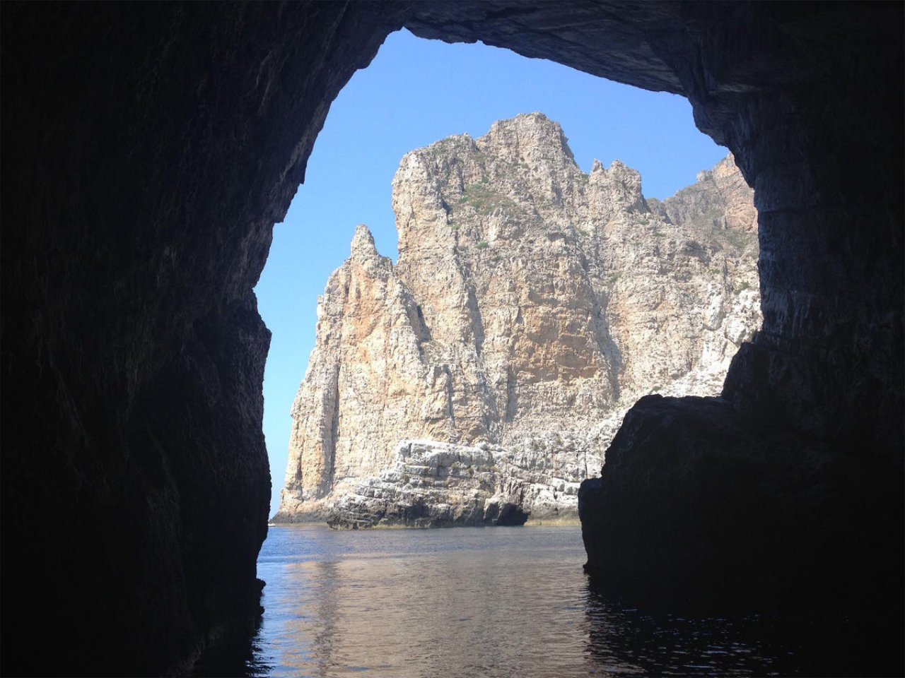 Escursione Esclusiva a Marettimo con Altamarea Wave 35