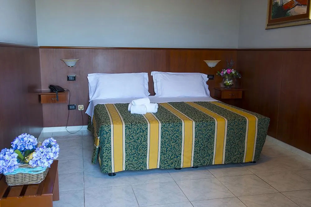 Hotel Dei Pini Porto Empedocle: 4 Stelle