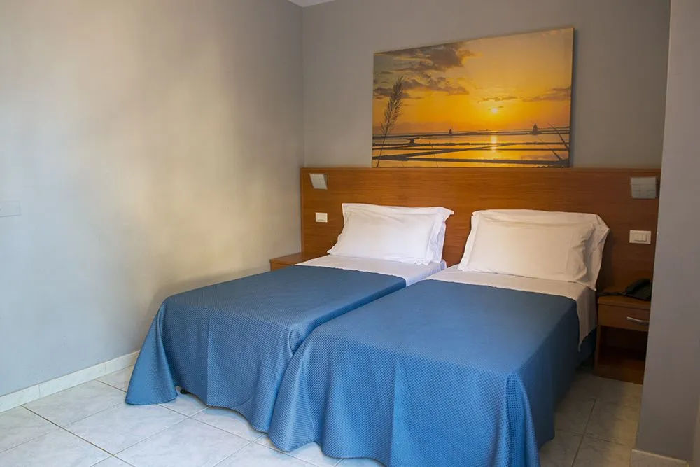 Hotel Dei Pini Porto Empedocle: 4 Stelle