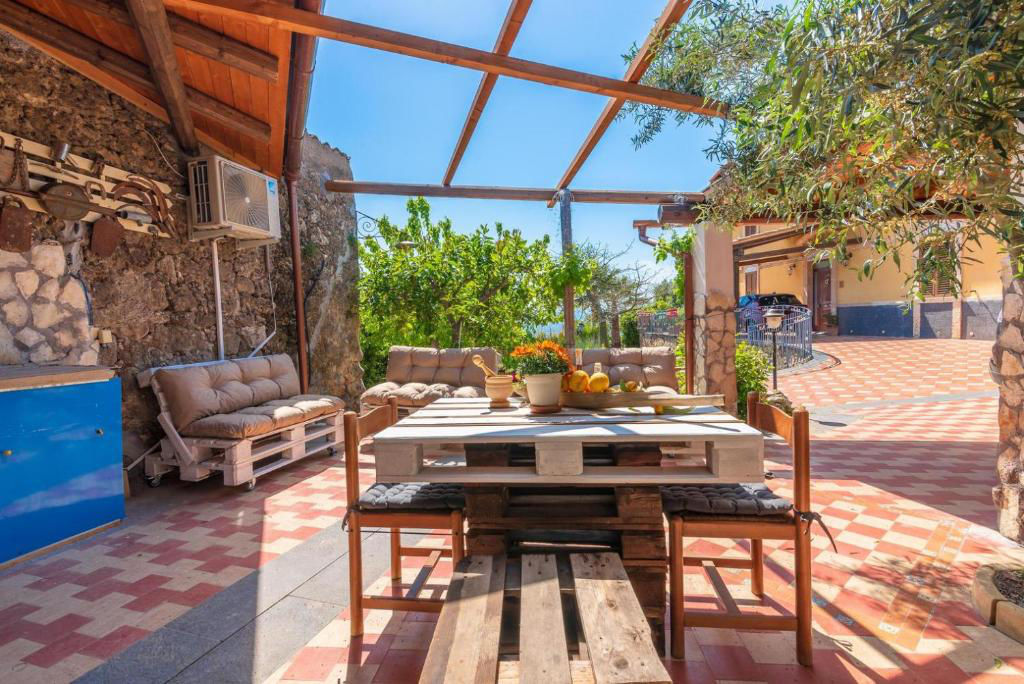 La Casina del Forno con Piscina Vista Etna