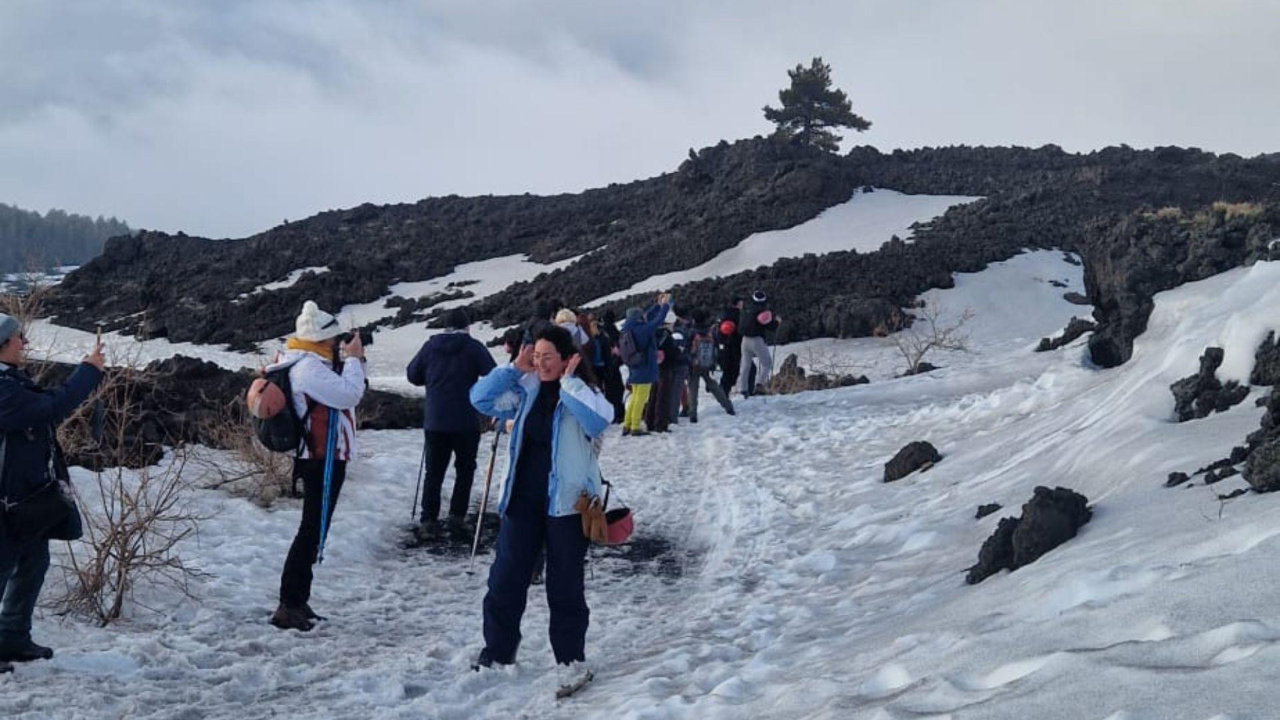 Trekking alla Valle del Bove