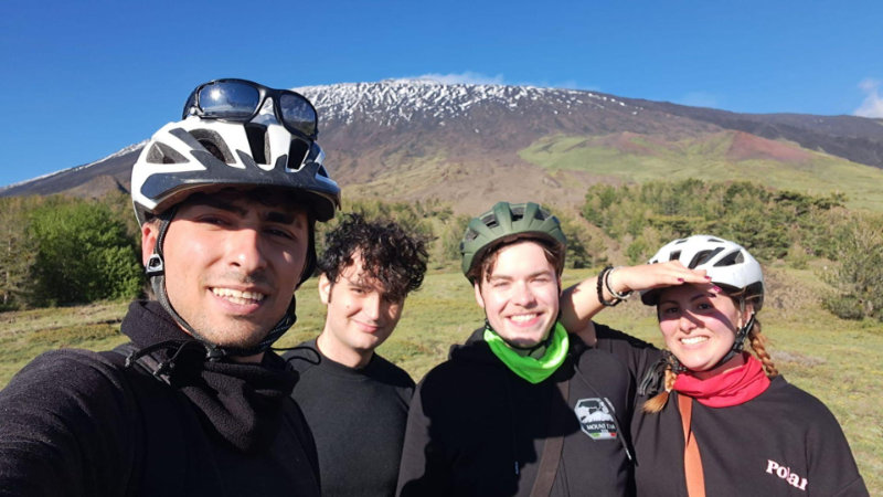 Escursione sull’Etna in MTB – mezza giornata da Rifugio Sapienza
