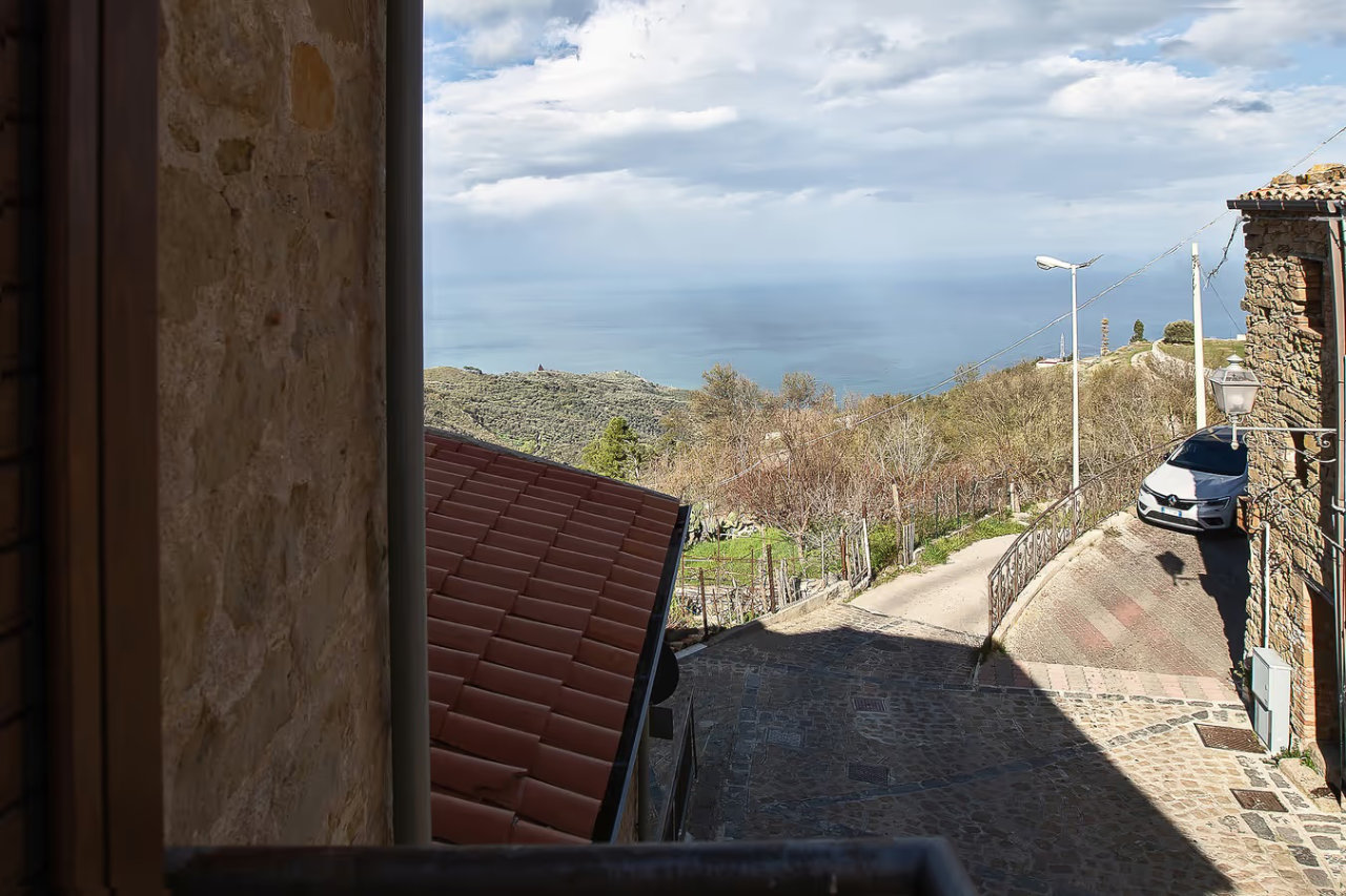 Archonides – Casa vacanza vista mare a Motta D'Affermo