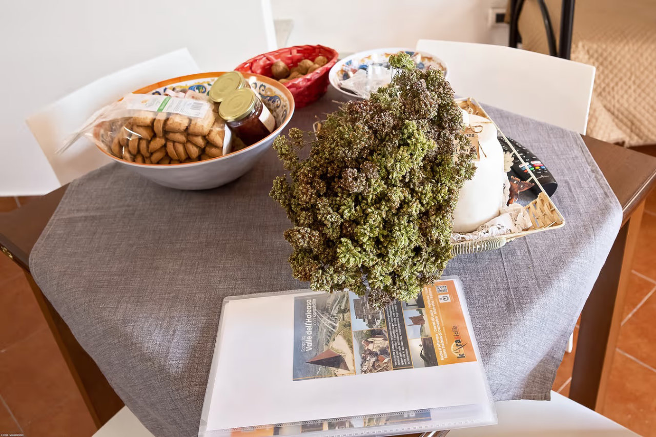 Athena – Casa vacanza vista mare a Motta D'Affermo