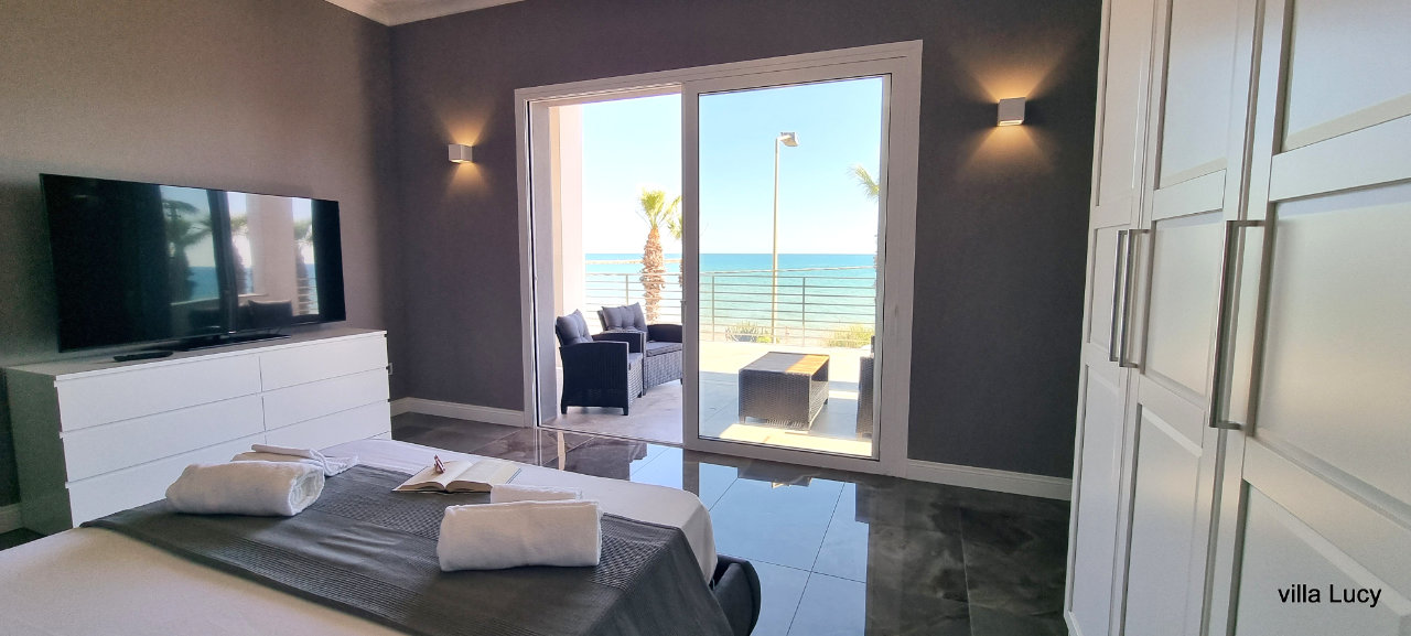 Villa Lucy Waterfront – Lusso a Donnalucata
