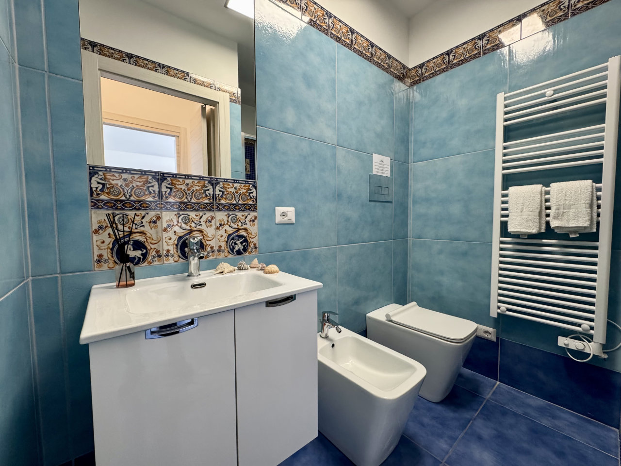 Aurora View Resort: Monolocali Beachfront Etna