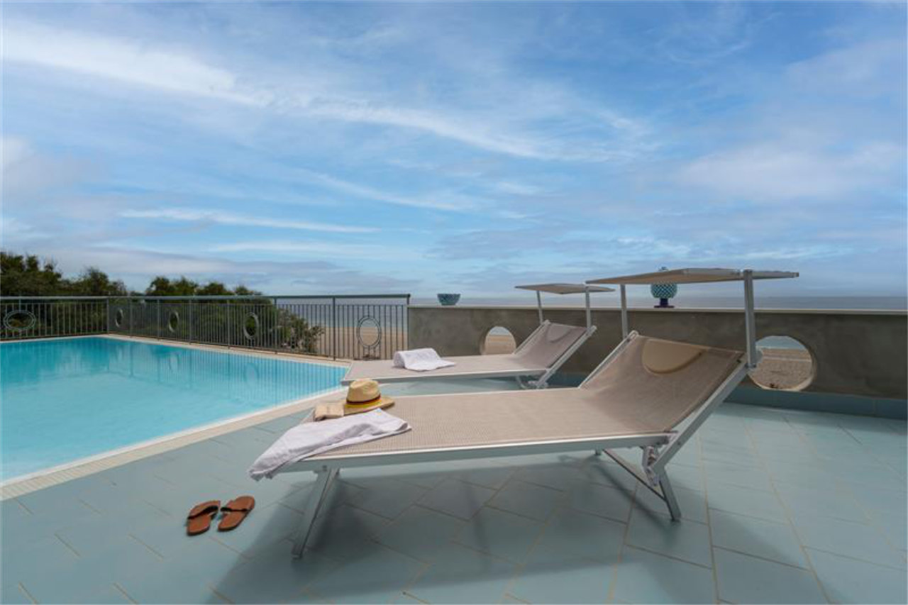 Aurora View Resort: Monolocali Beachfront Etna