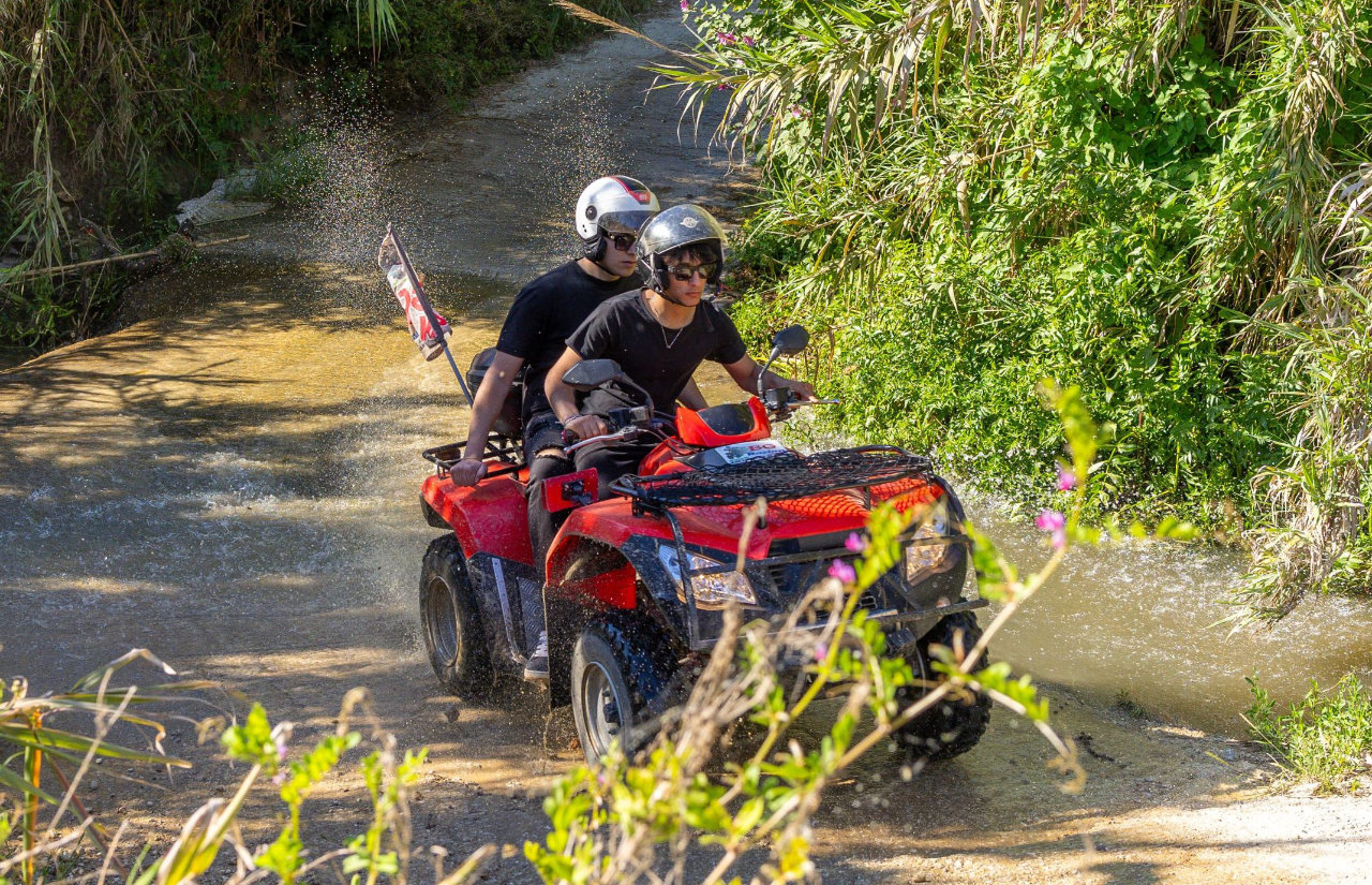 Tour Quad 3h: Dal Castello al Mare