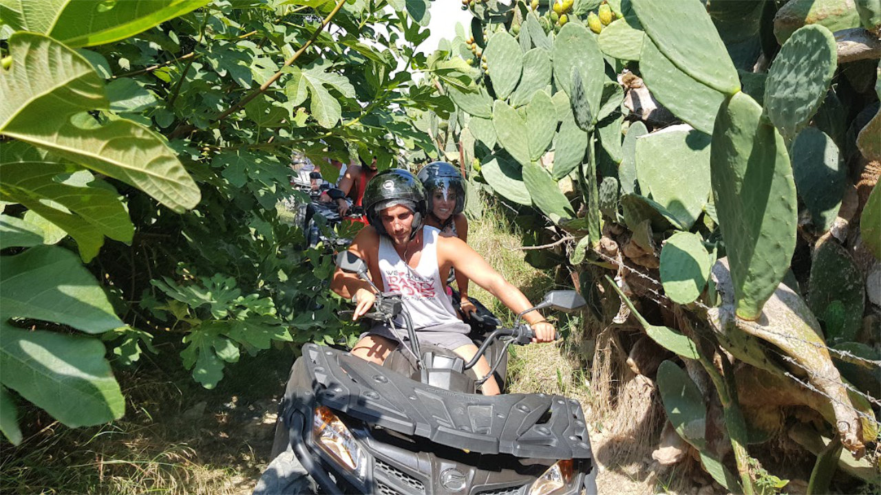 Tour Quad 3h: Dal Castello al Mare