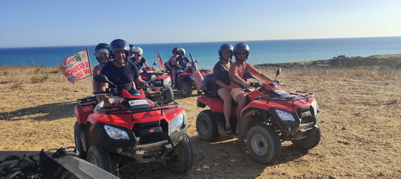Tour Quad 3h: Dal Castello al Mare
