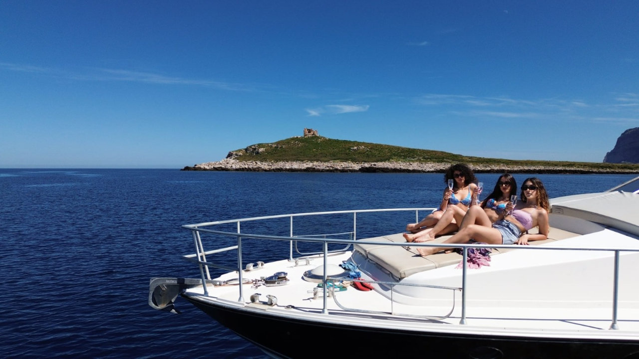 Escursione in Barca Capo Gallo Isola Femmine