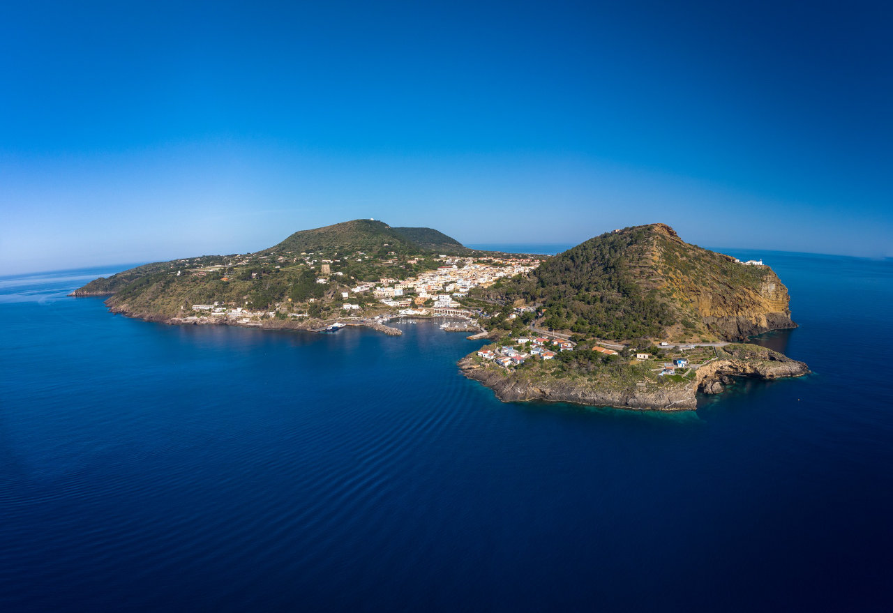 Capo Zafferano Tour in Barca Full Day