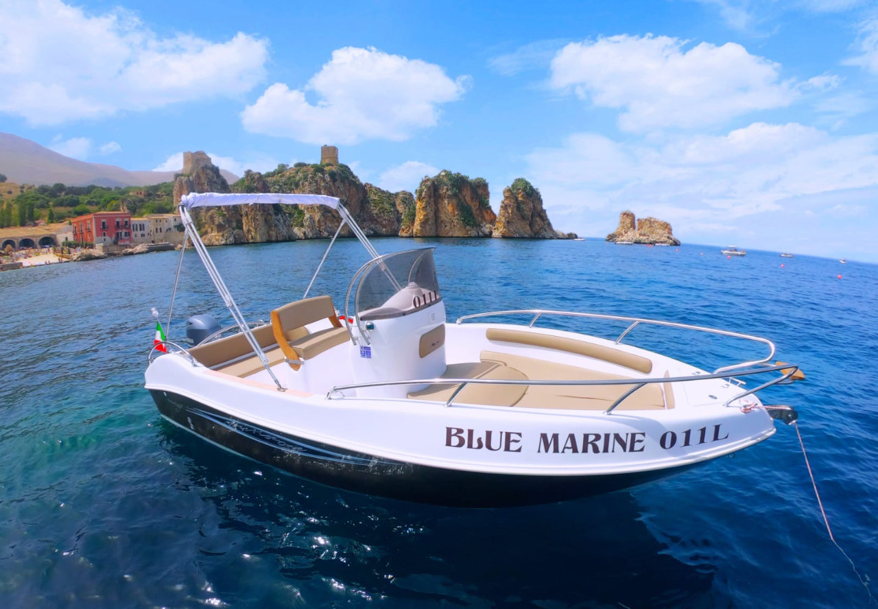 Noleggio barca Open 5.80 senza patente