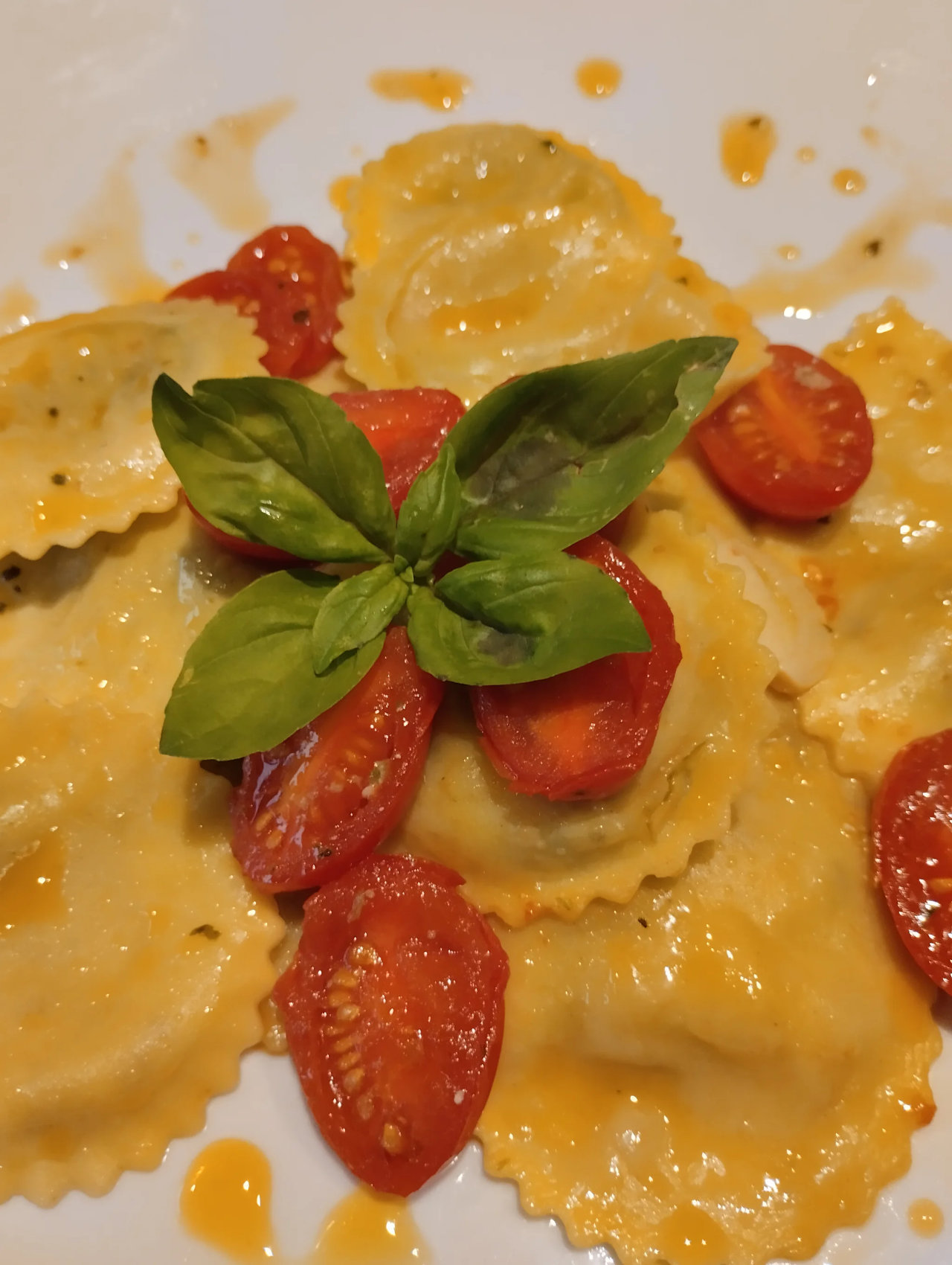 Autentica Esperienza Culinaria Siciliana con Due Ricette di Pasta Fresca