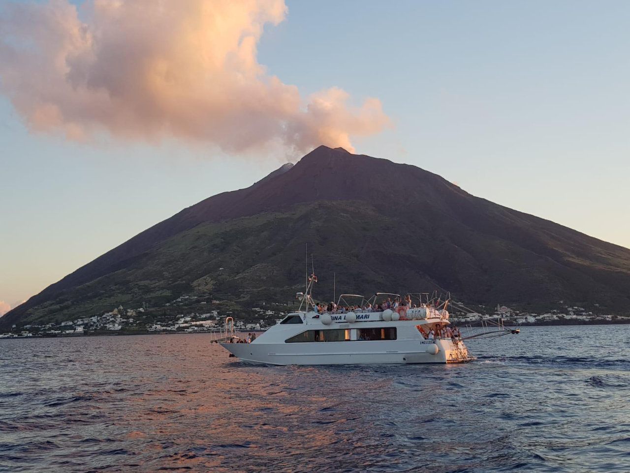 Escursione alle 3 isole: Vulcano, Panarea e Stromboli