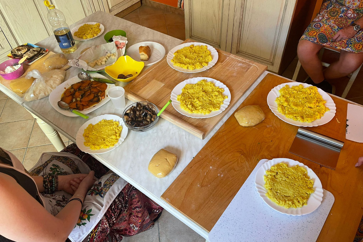 Cooking class siciliana gluten free in casa privata