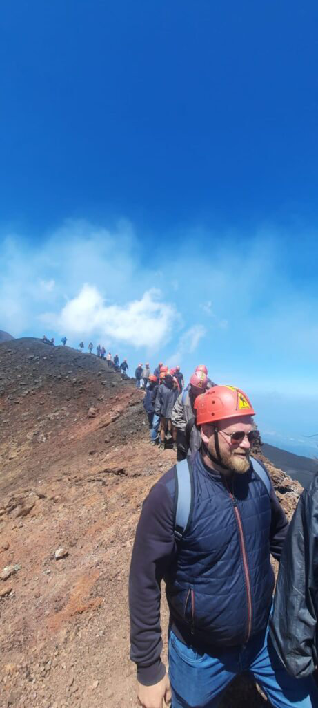 Trekking ai crateri dell’Etna