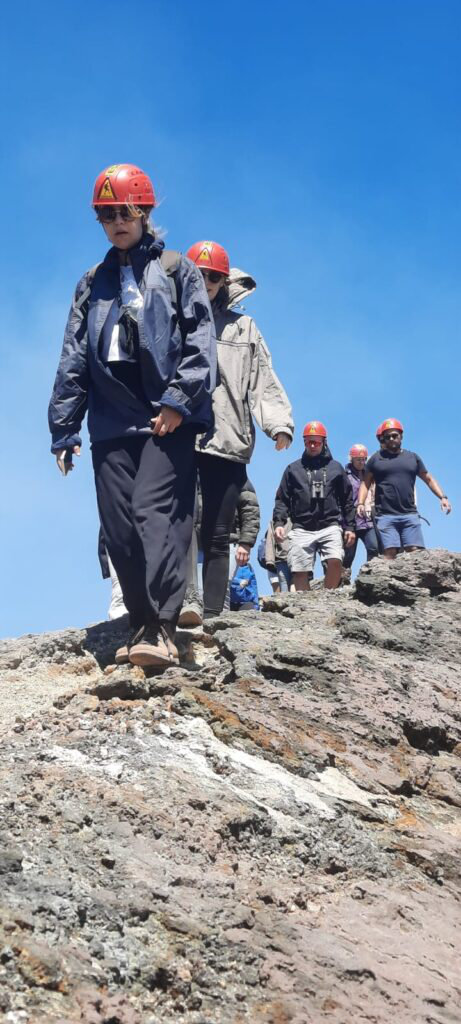 Trekking ai crateri dell’Etna
