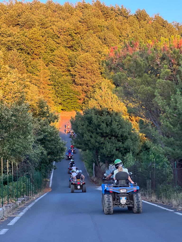 Tour in quad al tramonto sull’Etna