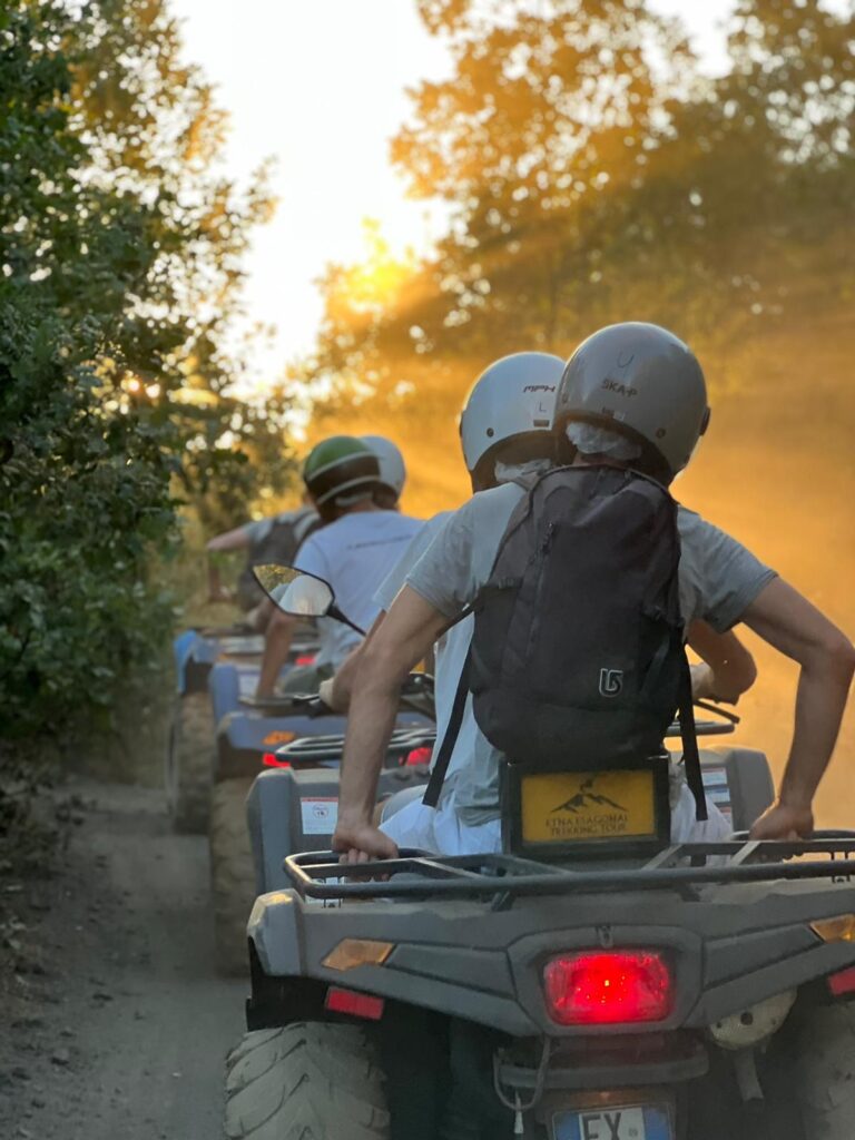 Tour in quad al tramonto sull’Etna
