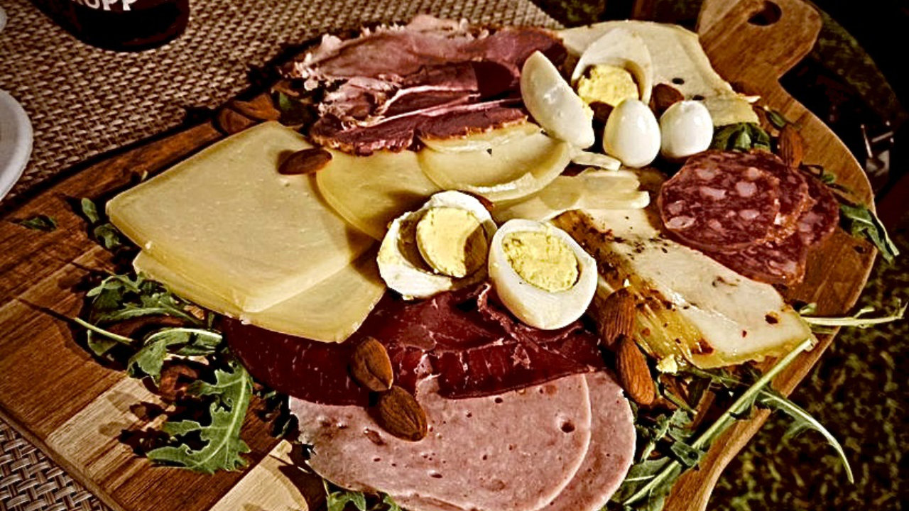 Tour rurale in azienda agricola biologica ad Avola con degustazione