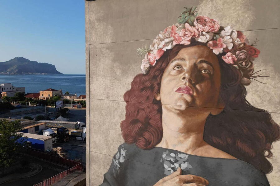 Street Art Sicilia: murale Rusulia di Igor Scalisi Palminteri nei quartieri popolari