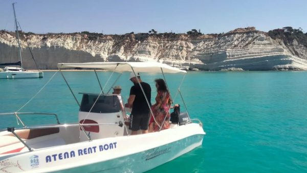 Tour in Barca ad Agrigento: Scopri le Meraviglie della Costa Agrigentina