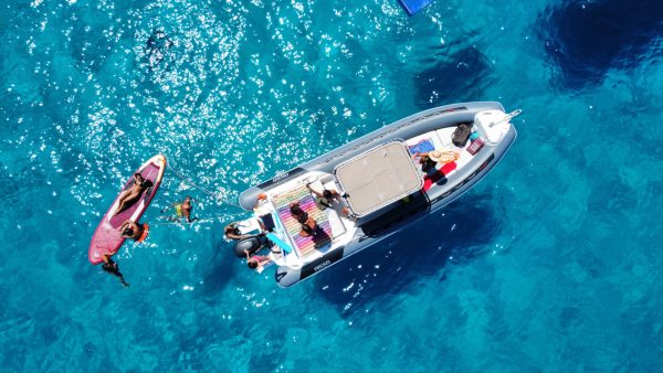 Tour di Favignana e Levanzo in Gommone