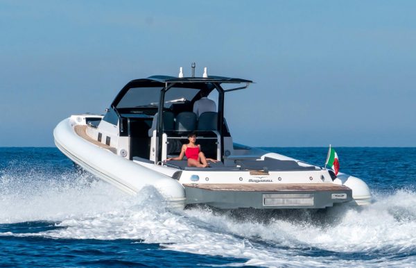Charter di Lusso in Sicilia – WeCharter con Magazzu MX-14 (Copy)