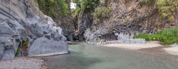 Visita Gole dell’Alcantara – Natura e meraviglia senza fatica