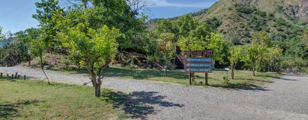 Walking alle Gole dell’Alcantara – Natura, storia e panorami