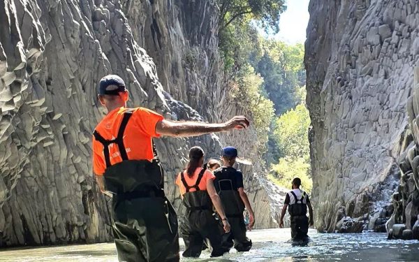Trekking Fluviale Gole Alcantara – Natura e Avventura